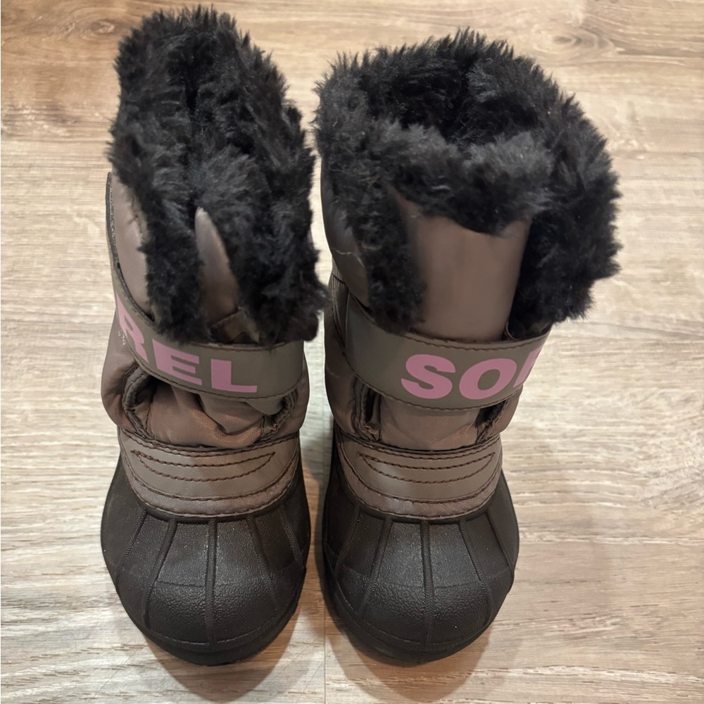 💟’SOREL’ GIRLS BOOTS~SIZE 6
